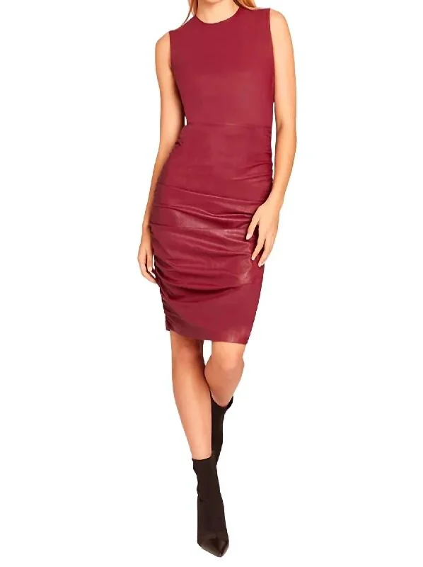 Must-Have Deals Jamilla Dress In Aubergine