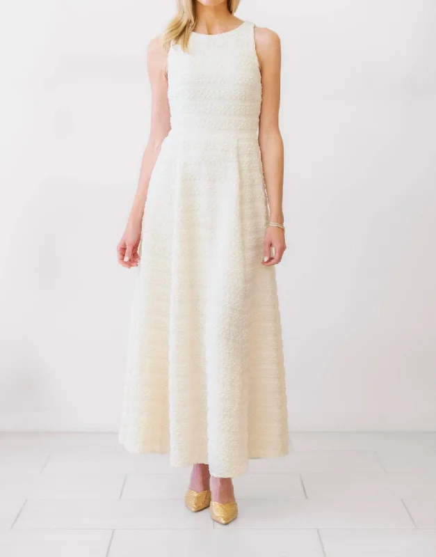 Special Discount Decadence Dress In Cream
