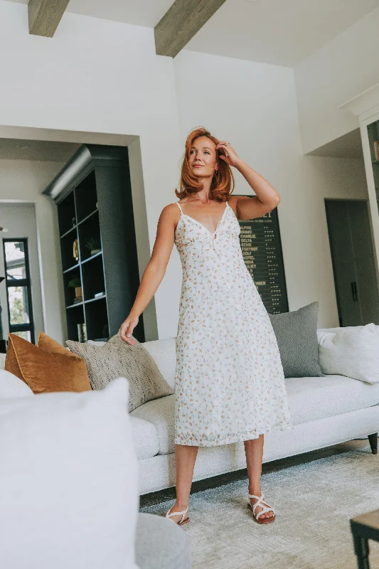 Weekend Flash Sale Pretty As Can Be Dress